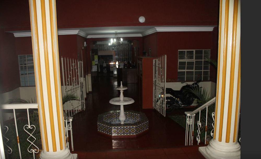 Hotel Colonial Trujillo Exterior photo