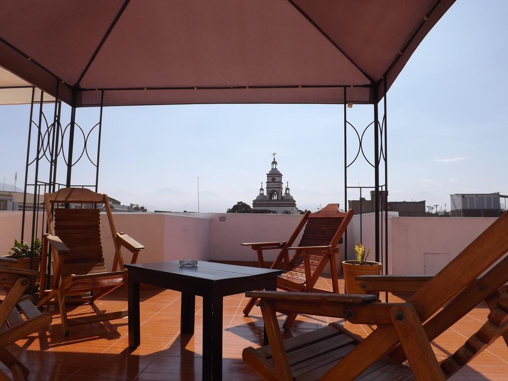 Hotel Colonial Trujillo Exterior photo