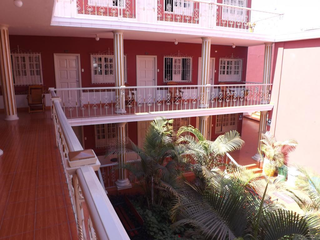 Hotel Colonial Trujillo Exterior photo