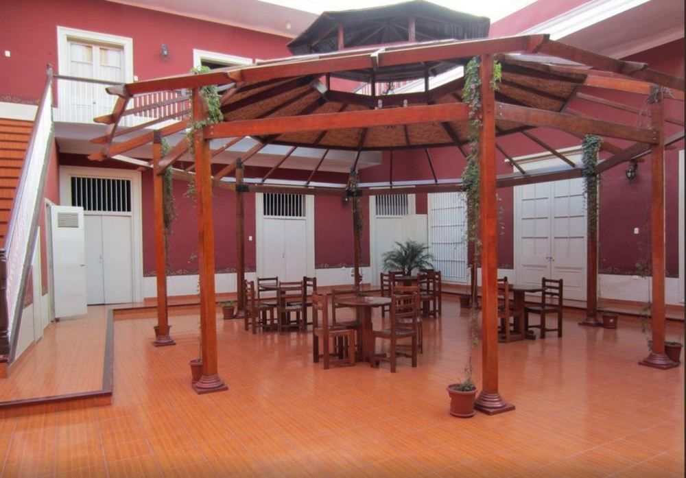 Hotel Colonial Trujillo Exterior photo