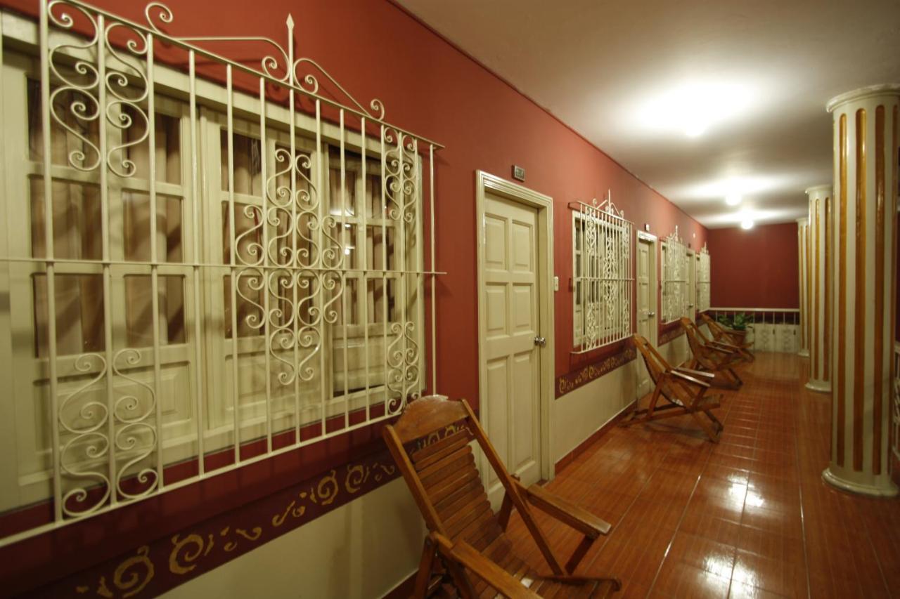 Hotel Colonial Trujillo Exterior photo